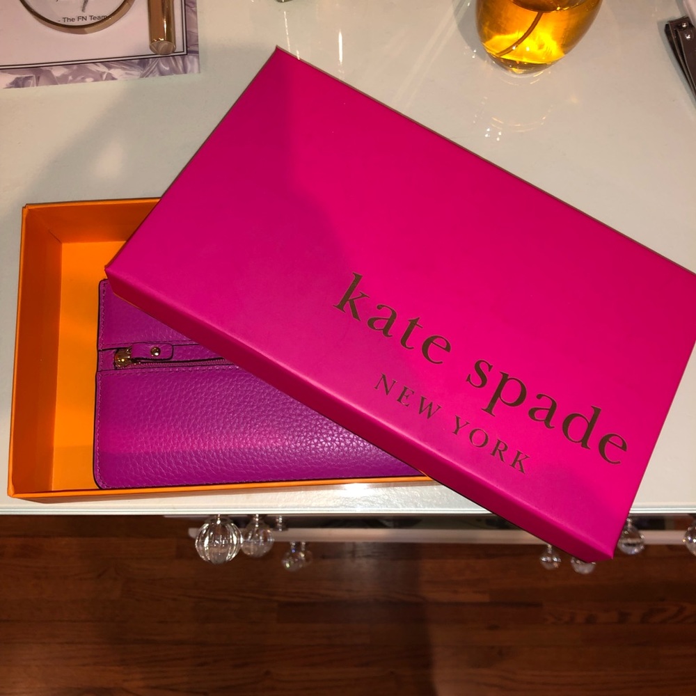 Kate Spade hot pink wristlet